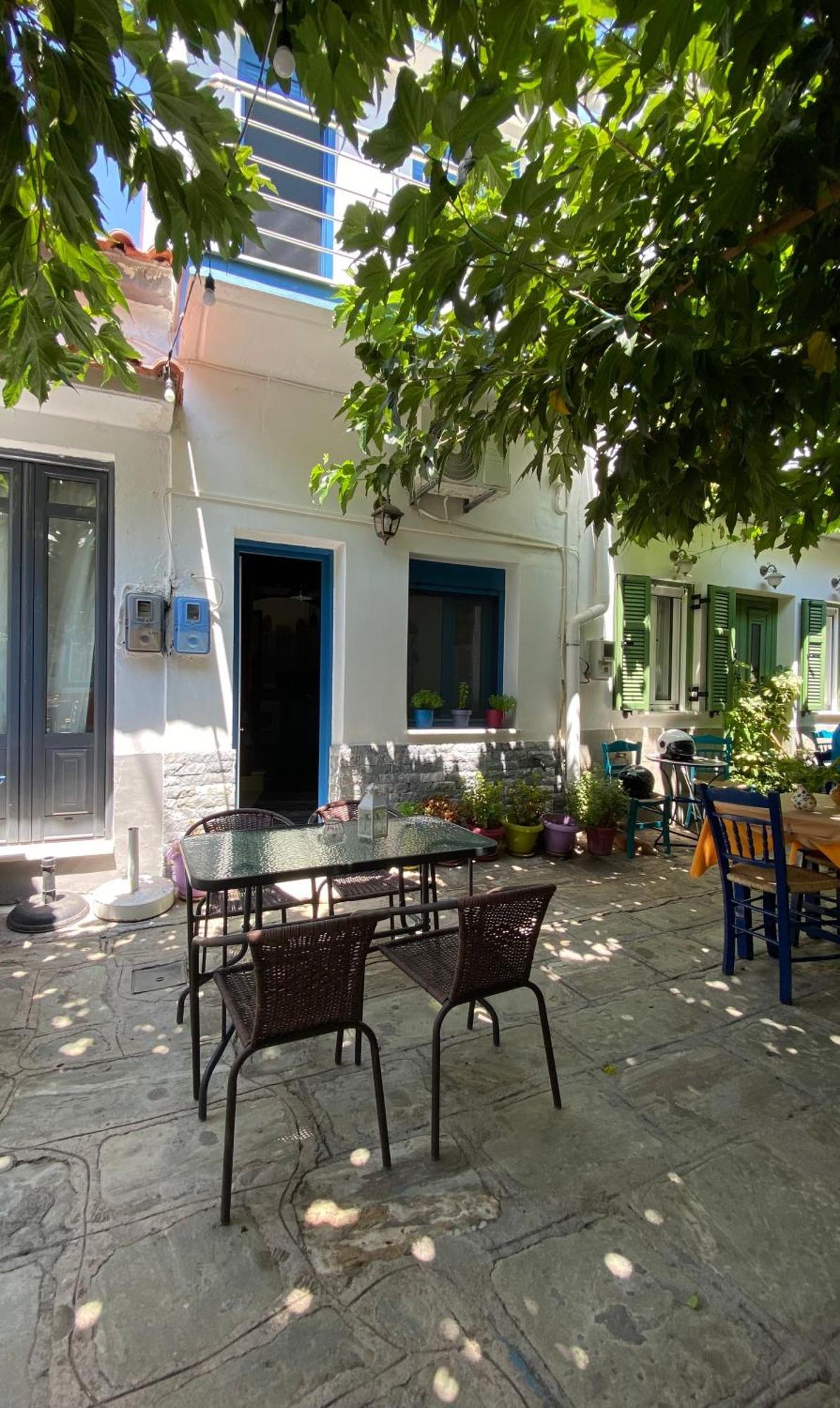 Holiday home σπίτι στην παραδοσιακή πλατεία.