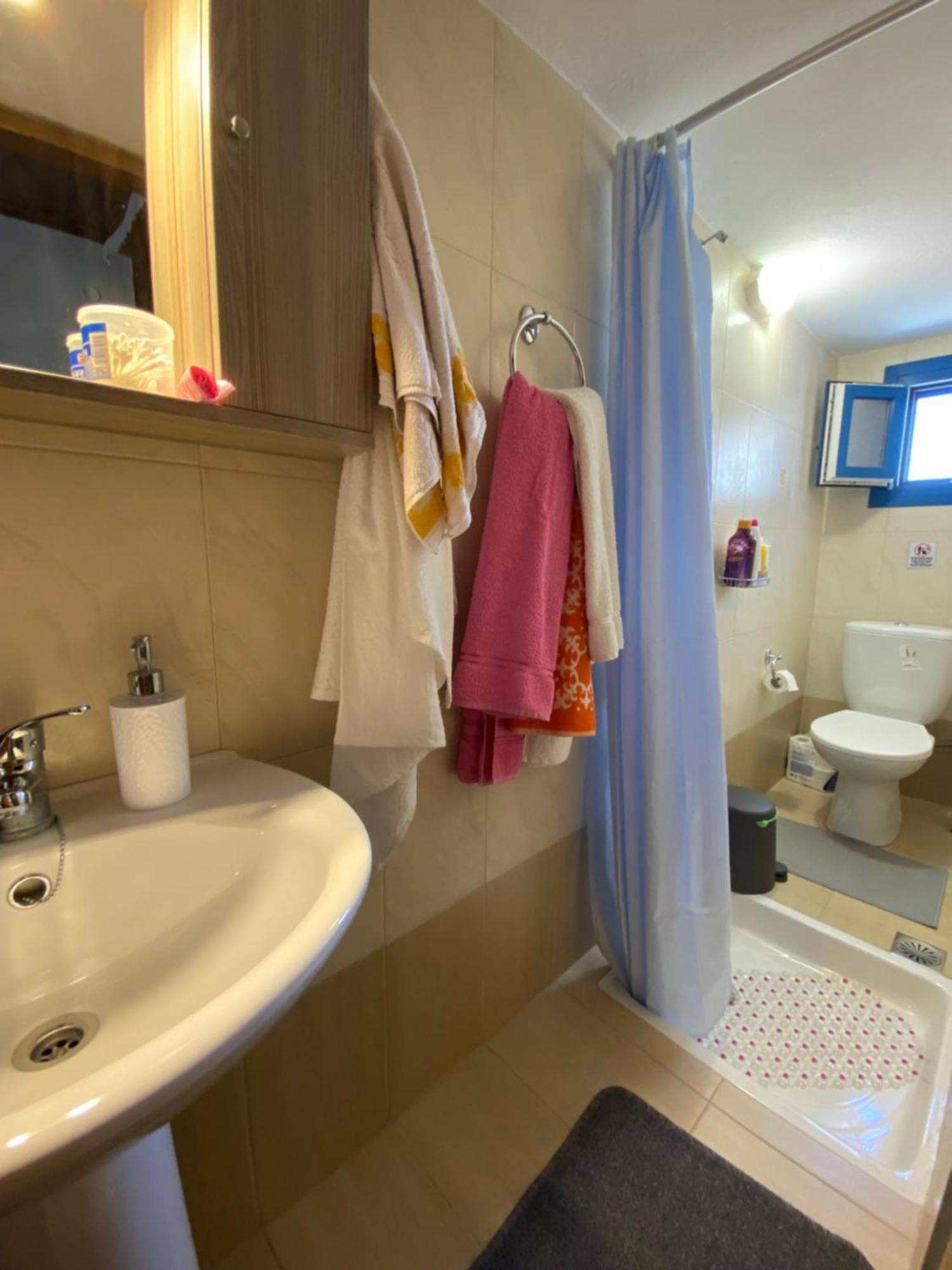 Holiday home σπίτι στην παραδοσιακή πλατεία. *