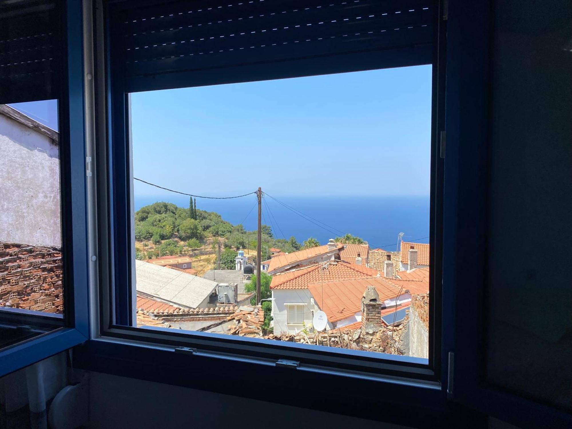 Holiday home σπίτι στην παραδοσιακή πλατεία.